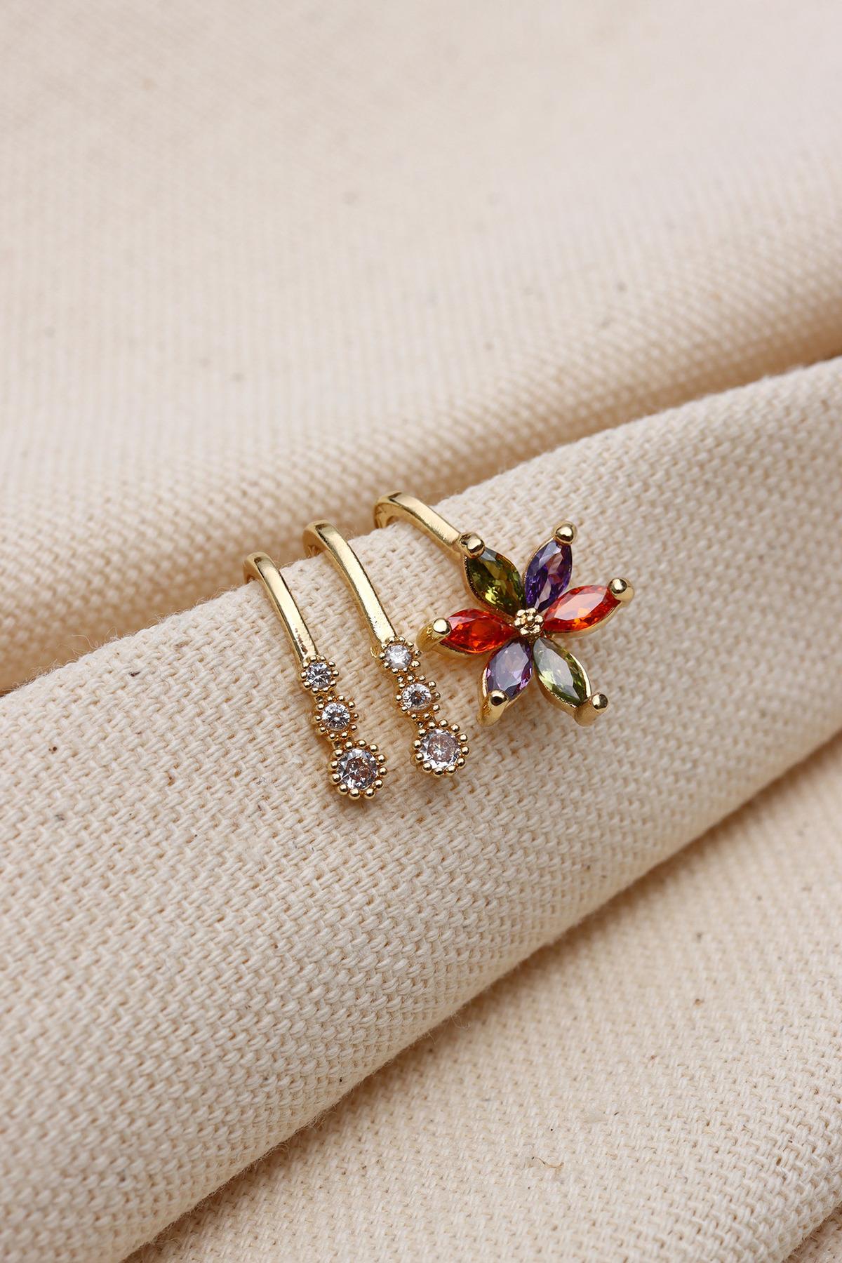 

Золотая серьга-кафф из хряща с 3 полосками в виде цветка(VIP)