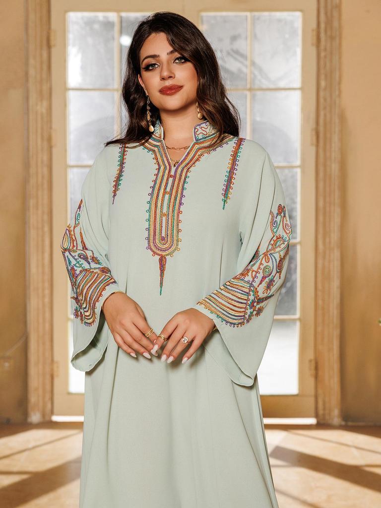 AB420 Middle East Women's Embroidered Cord Muslim Pullover Dress
