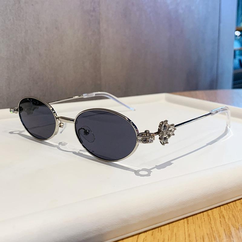 

Солнцезащитные очки в металлической оправе в стиле Дженни со стразами: Высококлассный универсальный женский модный аксессуар Regular