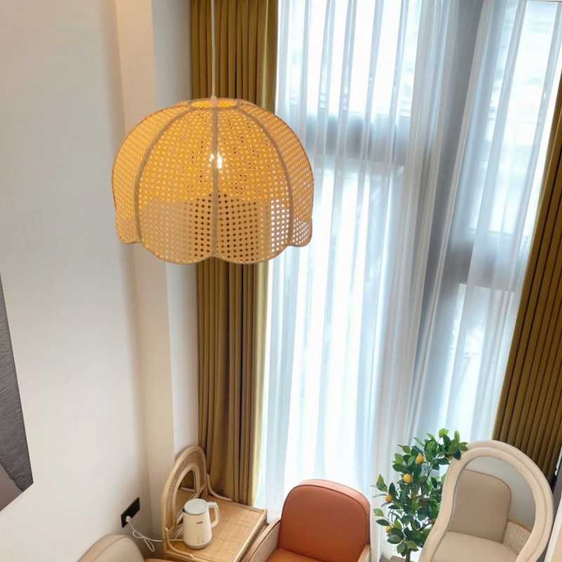 Southeast Asian restaurant rattan chandelier, Japanese living room and bedroom lamps, retro wabi-sabi tea room rattan woven lamp