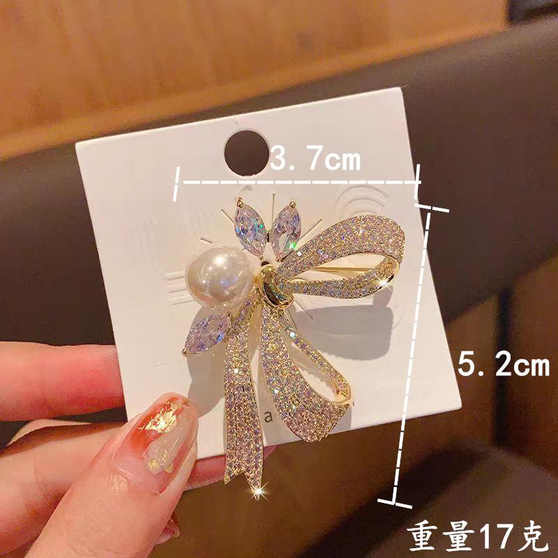 Pearl Brooch Design Sense Niche High Sense Bow Corsage Small Fragrance Anti-Light Pin Suit Accessories