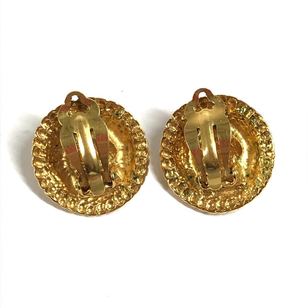 CHANEL vintage Faux pearl Accessory Jewelry Earrings Metal Gold