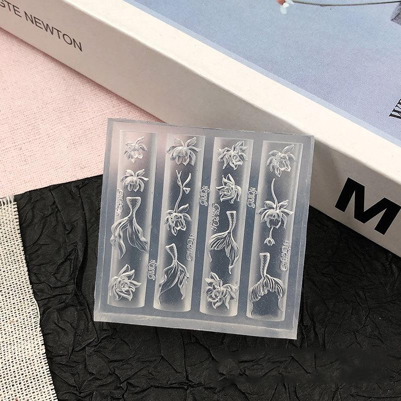 Genanvendelig 3D Silikone Negleform Havfisk Hale Design til Klar Neglekunst Dekoration DIY Manicure i Professionel Salong eller Hjemme