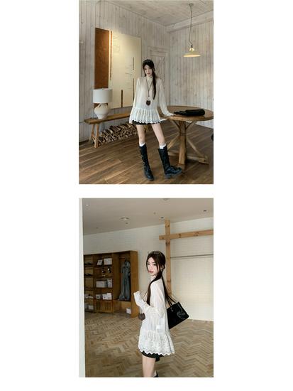 Women's Retro Lace Trim Embroidered Long Sleeve Loose T-Shirt - Autumn 2025 Collection.