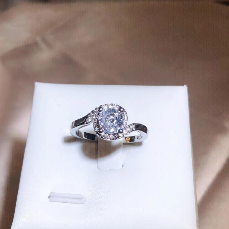 

Корейская версия простого круглого маленького и красивого серебряного кольца с цирконием No. 10