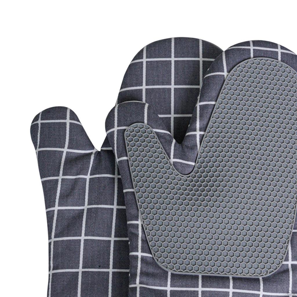 Heat Resistant Oven Gloves Kitchen Mitts Multipurpose 18x28cm, Easy to Use ,Splicing Silicone