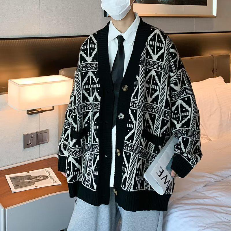 

Men s V-Neck Cardigan: Japanese Retro Harajuku Knitwear for Autumn/Winter 3XL чорний