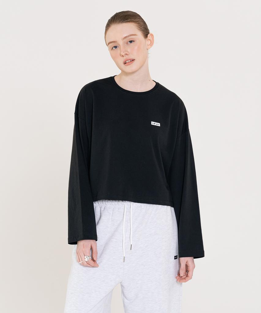 INJIACTIVE Small Logo Crop Long Sleeve Black