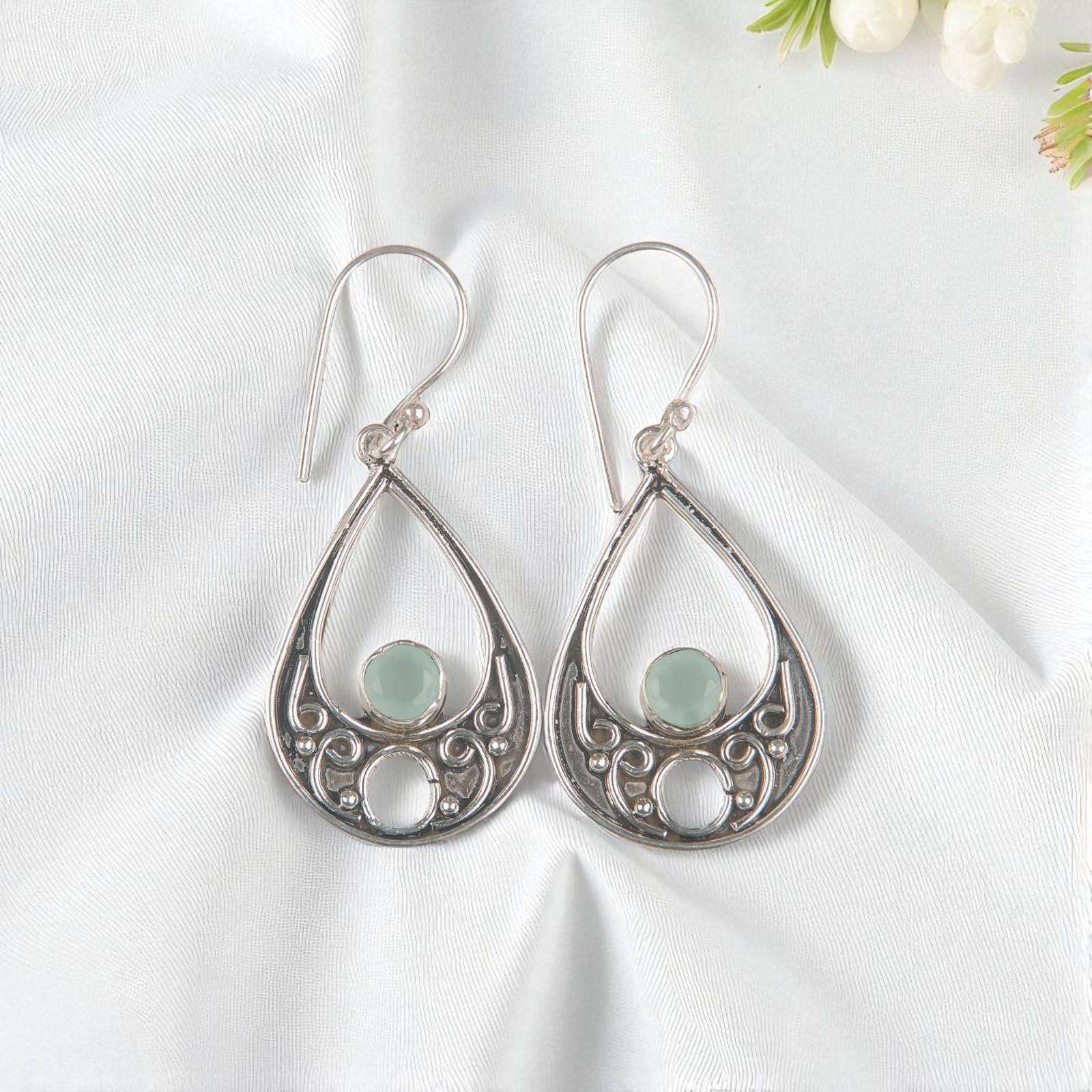 

Аква Халцедон Драгоценный Камень 925 Стерлинговое Серебро Изделия Ручной Работы Серьги 1,91 EE-90-15