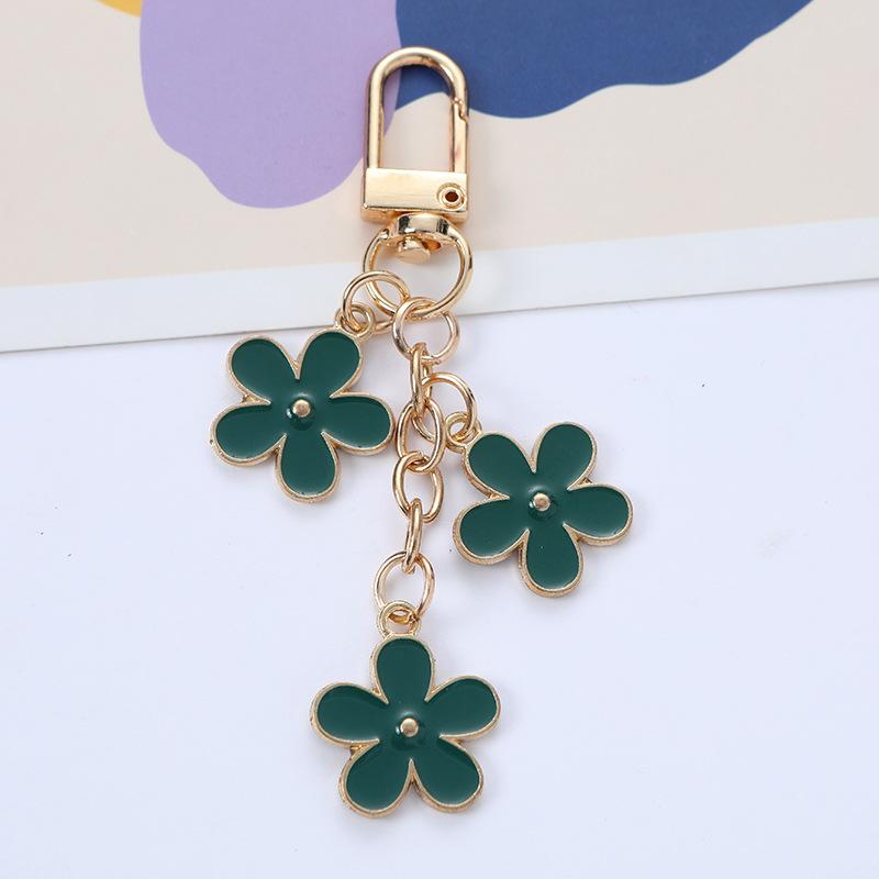 Dainty Enamel Metal Flower Pendant Key Chain Multi Color Key Bag Charms Keyring For Women