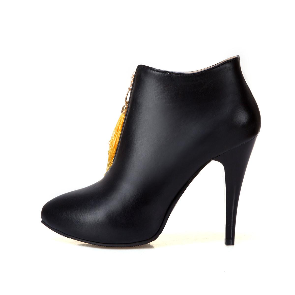 DONGYUN Footwear Korte dameslaarzen met hoge hakken, veelzijdige laarzen met smalle hakken en kwastjes, nieuwe oversized laarzen voor de herfst en de winter 46 zwart