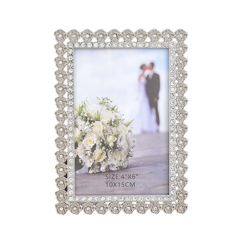 Modern Nordic Metal Diamond-Embellished Photo Frame for Table or Wall Display