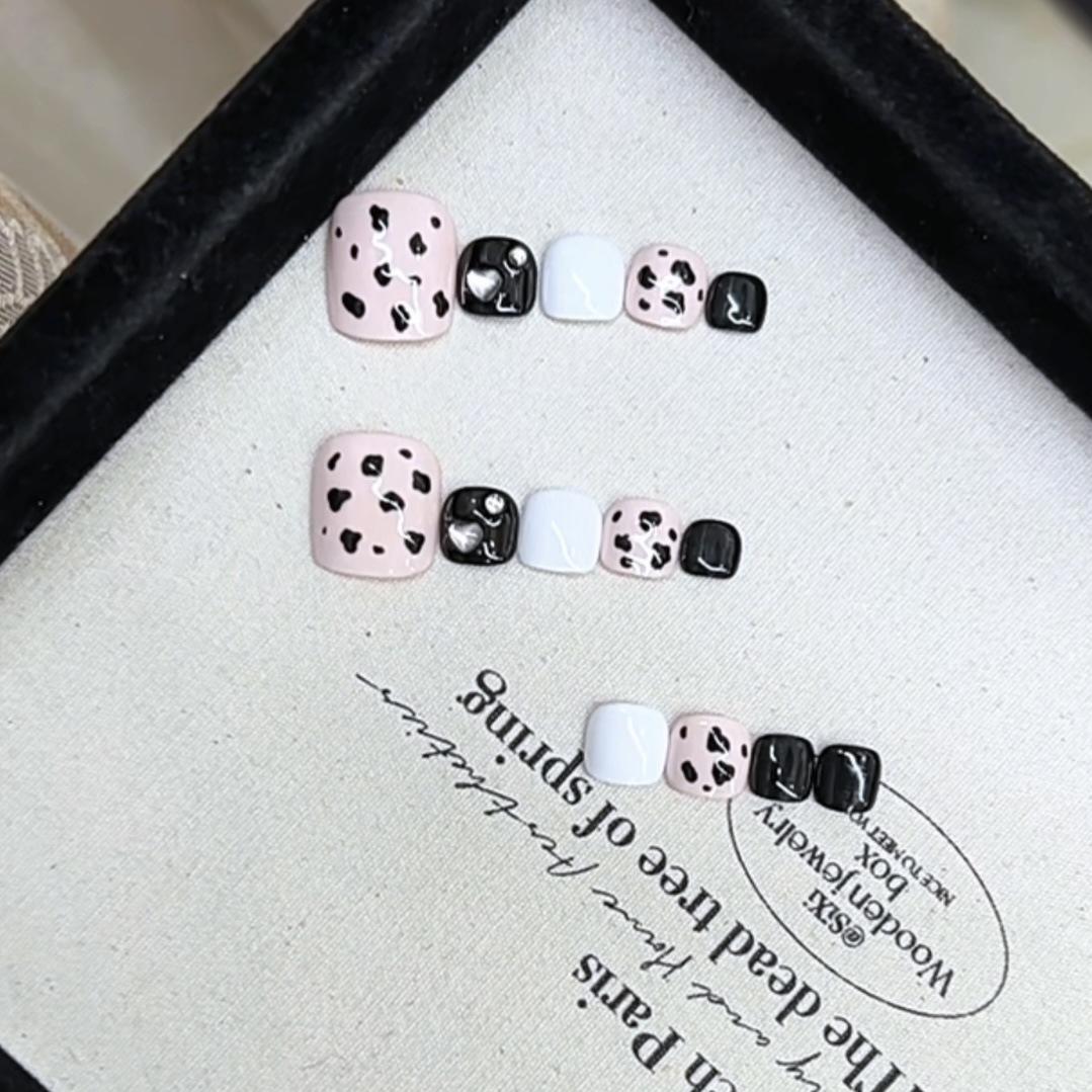 

Pure Hand-wearing Armor, Fourteen Pieces of Fresh Pink Leopard Temperament, Leopard Print, Nail Art Patch Large L