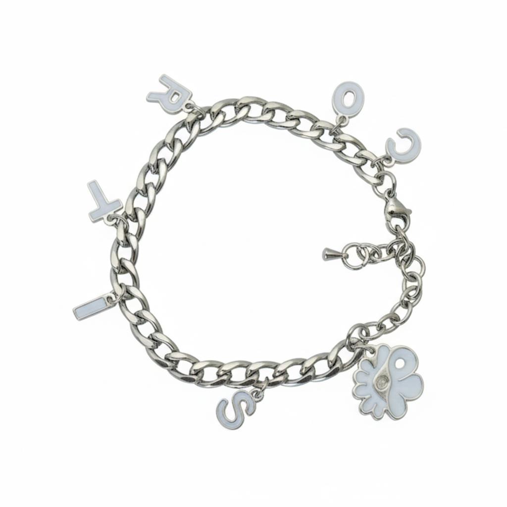 Celebrities Debut Around The Same Bracelet Peripherals, Dressed Up, To Surprise Friends' Birthdays