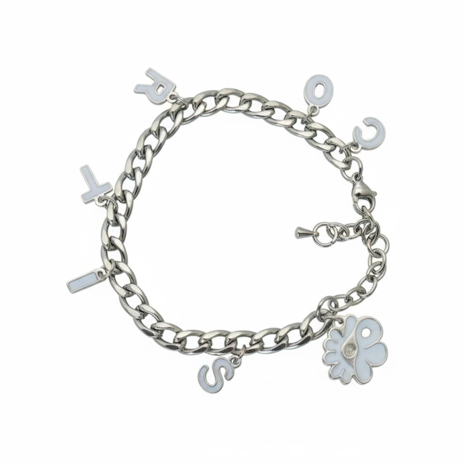 

Знаменитости дебютируют с одинаковыми браслетами-периферийными устройствами, наряжаются, чтобы удивить друзей на днях рождения. One Size