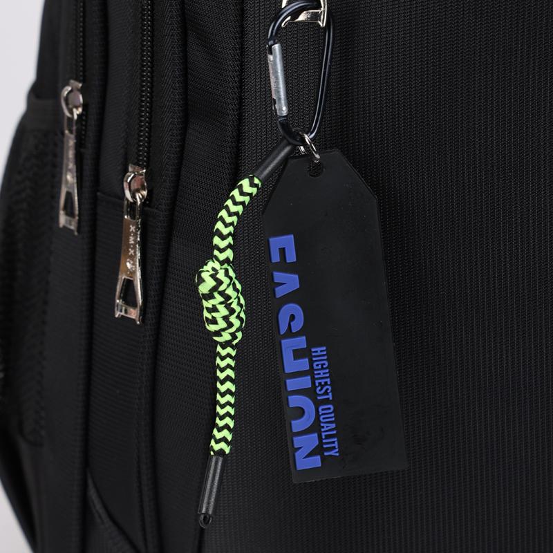 Backpack for Men Women with Minimalist Solid Color Design Suitable for Daily Commute School Travel and Office Use Modern Functional Style