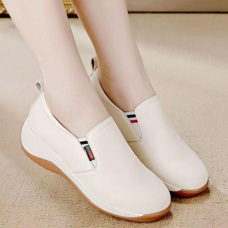 

Увеличьте высоту одной педали для женских осенних новых легких и простых туфель с мягкой подошвой и удобных маленьких белых туфель для женщин 40