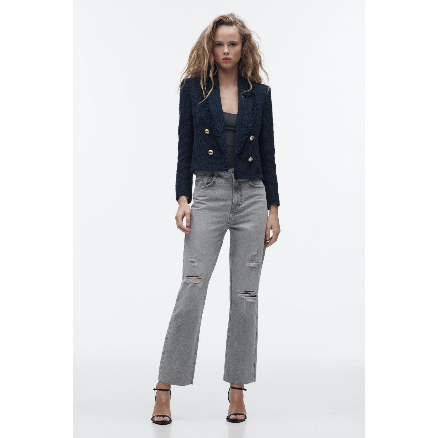 

SHORT TEXTURED WEAVE BLAZER