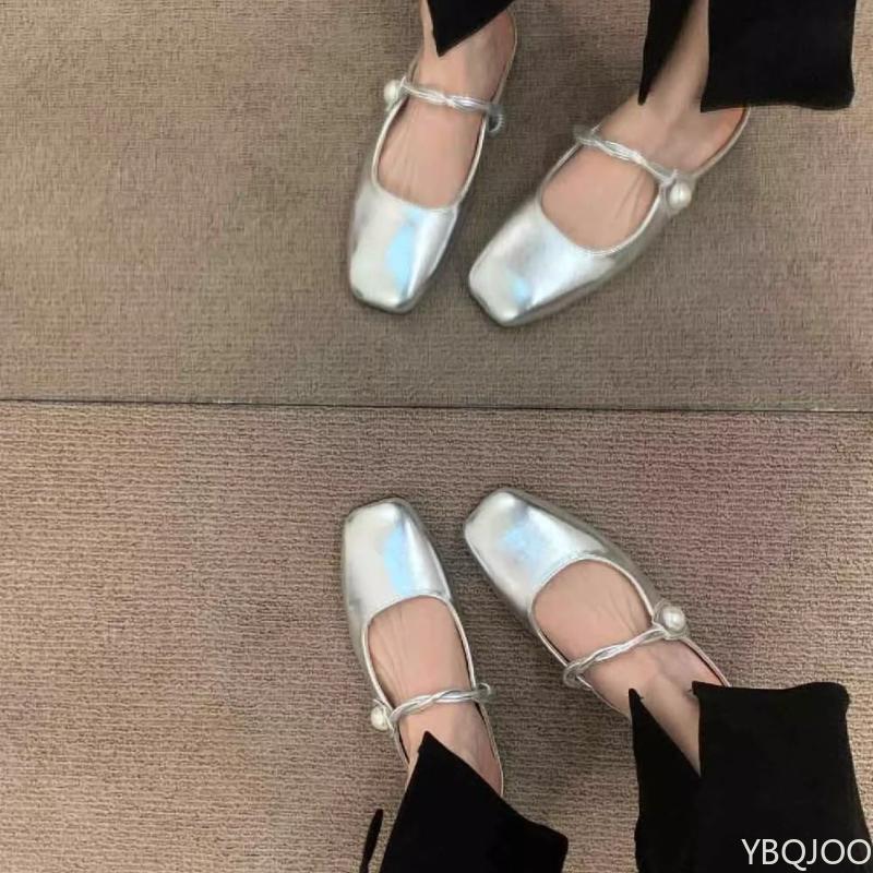 Modische Damen-Slipper im französischen Stil mit neuer flacher Ferse, geeignet zum Tragen mit flachem Boden, luxuriöser Stil