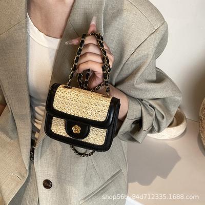 2025 Popular Small Bag Versatile New Fashion Retro Shoulder Messenger Bag Small Square Bag Light Luxury Mini Travel