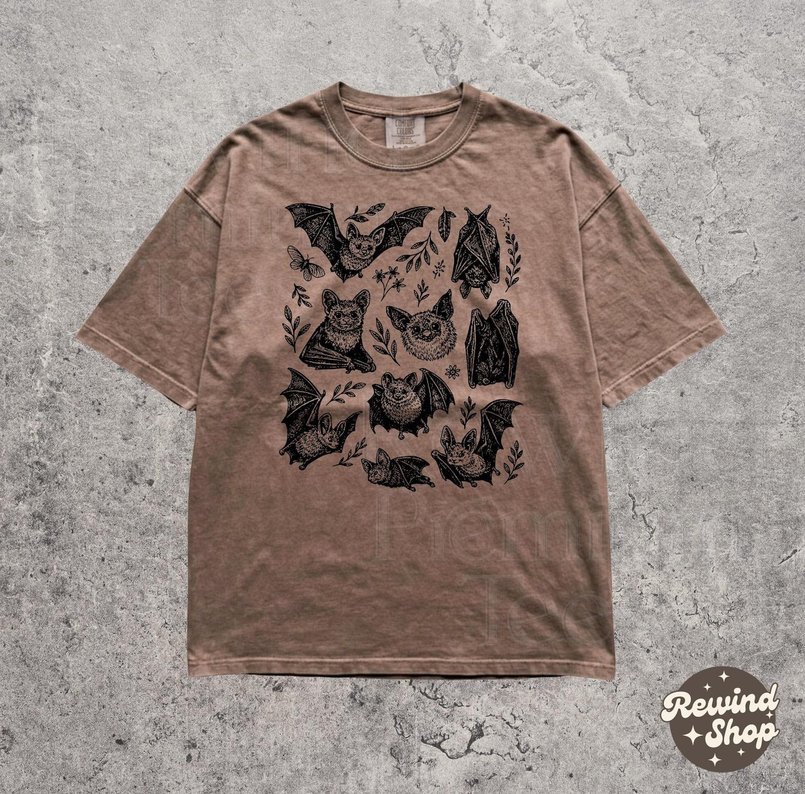 Vintage Bat Comfort Colors T-Shirt - Cottagecore Graphic Tee - Spooky Bats 90s Gothic Shirts L