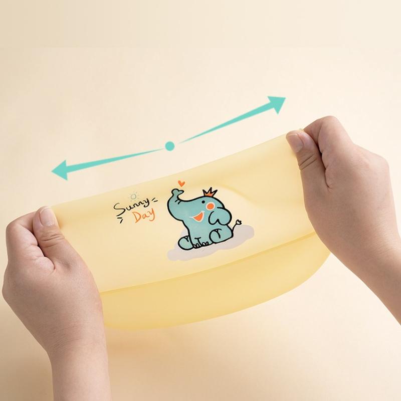 Waterproof Baby Bibs Baby Stuff Cute Cartoon Animal Printed Kids Bib Girl Boy Adjustable Soft Silicone Bib Baby Feeding Stuff