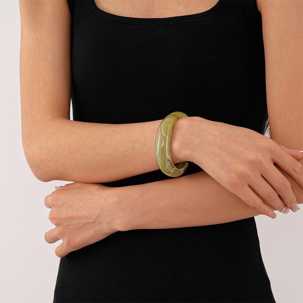 Curved Irregular Wide Bracelet Bohemian Retro Hand Ring Temperament Acrylic Open Bangle  Decoration