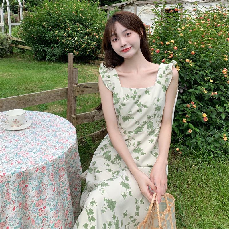 Women's French floral dress 2026 summer new square collar waist thin small fresh medium and long skirt