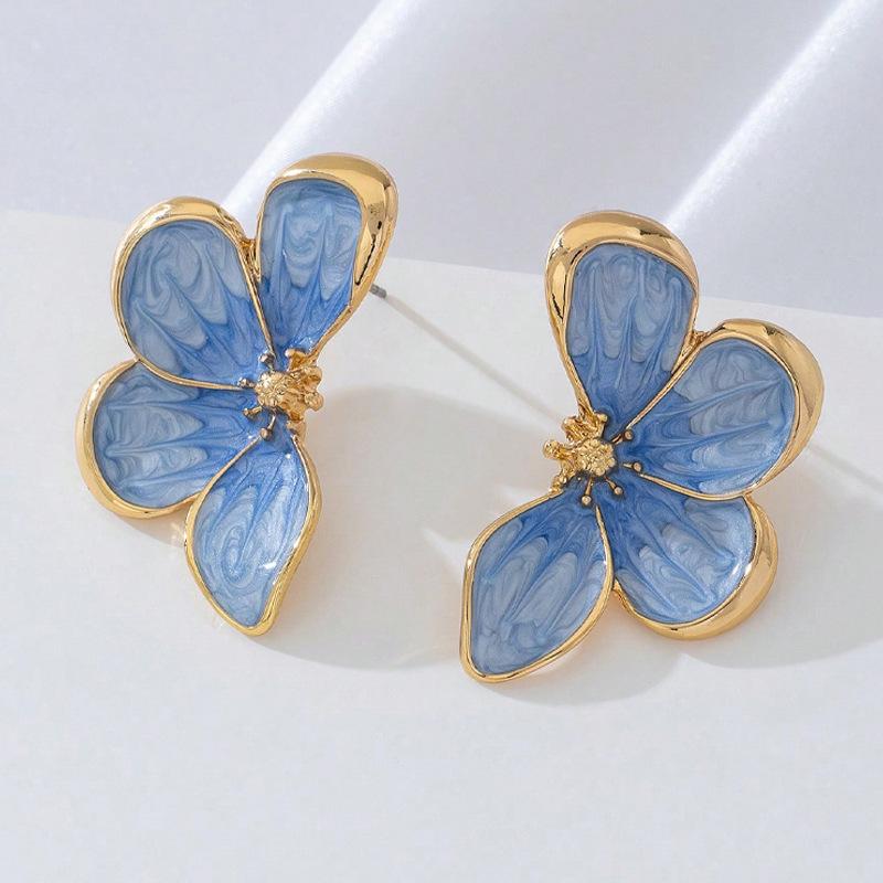 Retro Personalized Alloy Large Flower Earrings for Women Ladies Exaggerated Unique Texture Petal Drop Earrings Jewelry Wholesale
