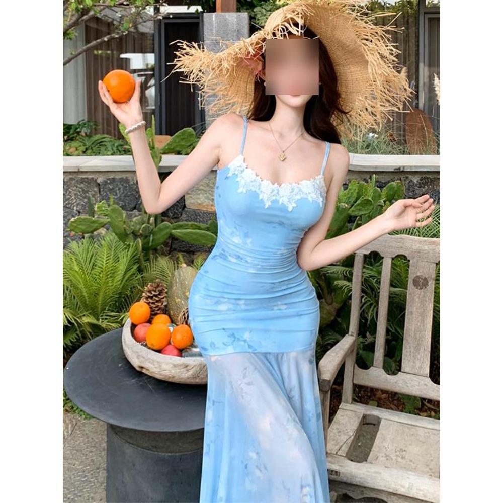 Seaside vacation hip-wrapped long dress French Spice Girl Dopamine Wear Blue Lace Splicing Printed Mesh Suspender Skirt