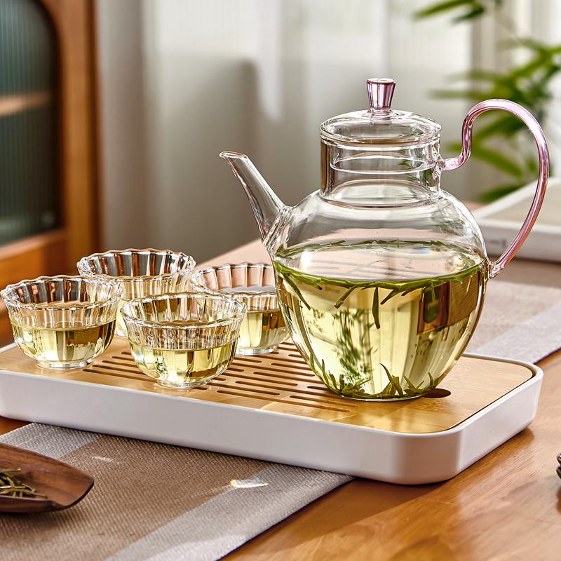 550ML Home Cooling Kettle Heat-resistant Glass Teapot Transparent Glass Tea Set Home with Filtered Cold Bubble Flower Teapot