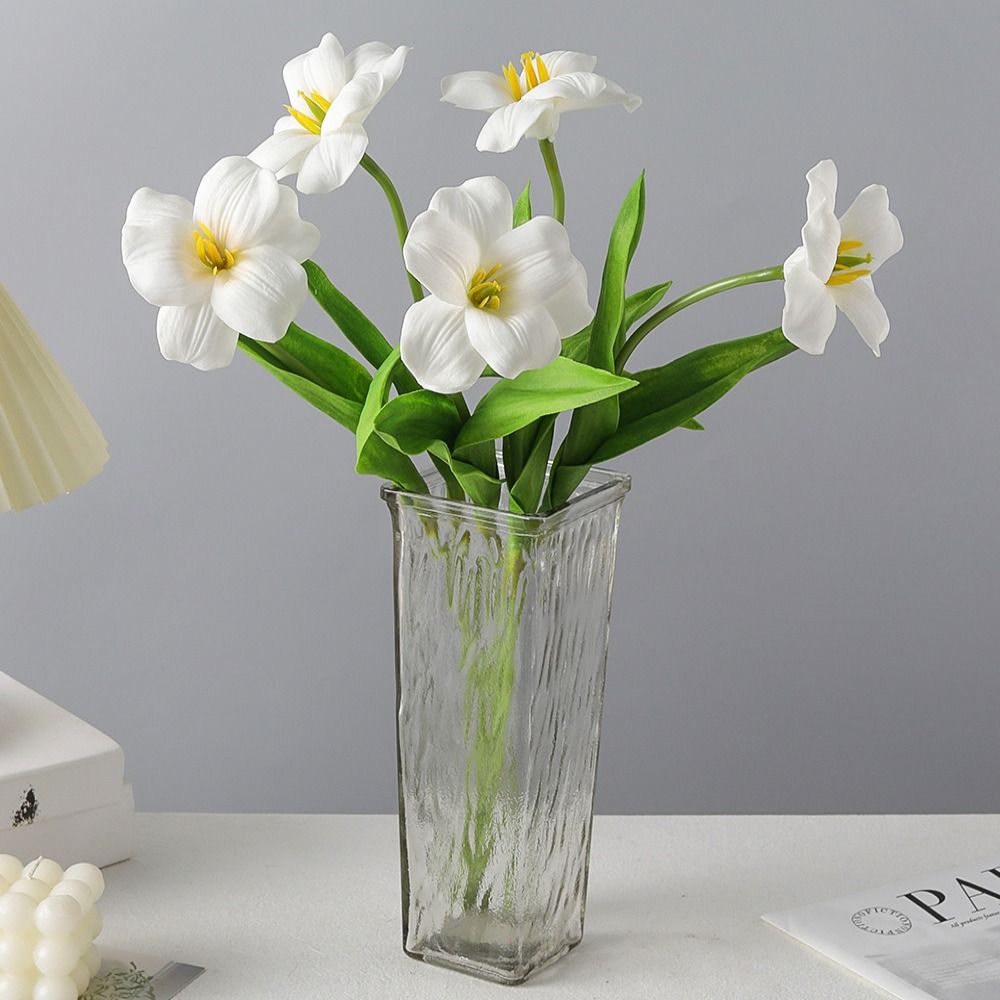 

PU Hand Feel Tulip Artificial Flower Branch Lifelike Fake Flower Bridal Bouquet Flower