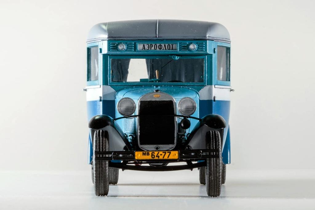 MiniArt Bus Plastic Model 1/35 GAZ-03-30