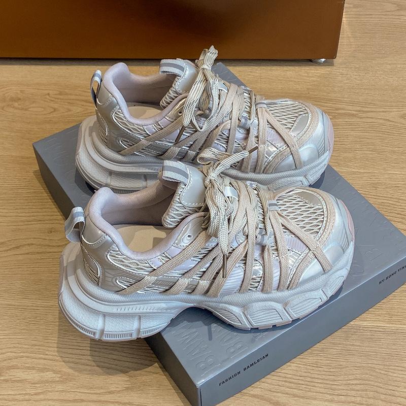 

2025 new spring and summer mesh breathable shoes versatile and explosive casual sports shoes platform Paris dad shoes women 40