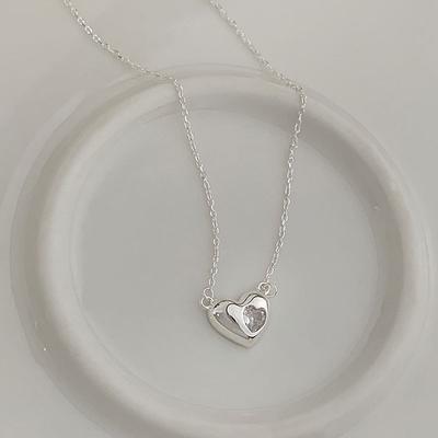 Sweet Love Diamond Necklace with Smooth Face Heart Shaped Collar Chain, Small and Slim Feeling, Versatile Neckchain