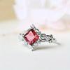 Princess-cut, Ocean-blue Simulated Gemstone Ring for the Index Finger Diamond-set Rhombus-shaped Cubic Zirconia Elegant and Refined Index Finger Ring