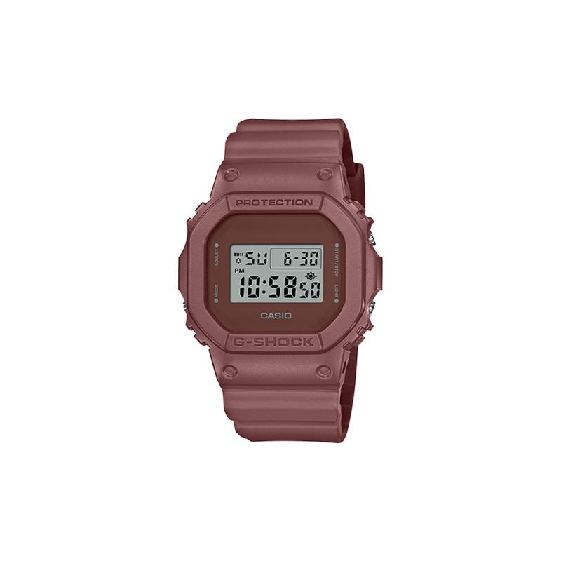 

Casio CASIOG-SQUAD Series Earth Tone Outdoor Series Rock Color 200 Meter Waterproof and Shockproof Resin Strap Quartz Movement DW-5600ET-5PR-person червоний