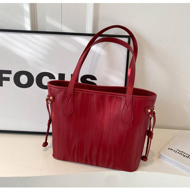 

Весільна сумка Сумка великої місткості Жіноча модна текстура Червона весільна сумочка Приміська універсальна сумка через плече