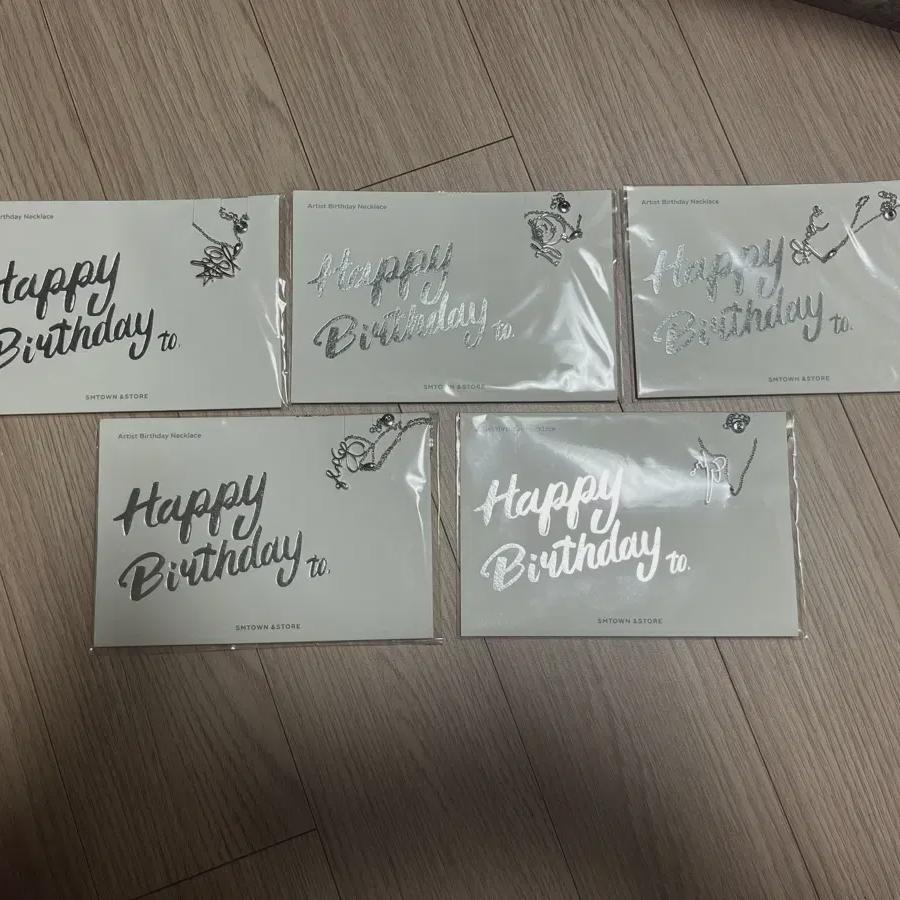 

Ожерелье Red Velvet Birthday оптом Распродажа