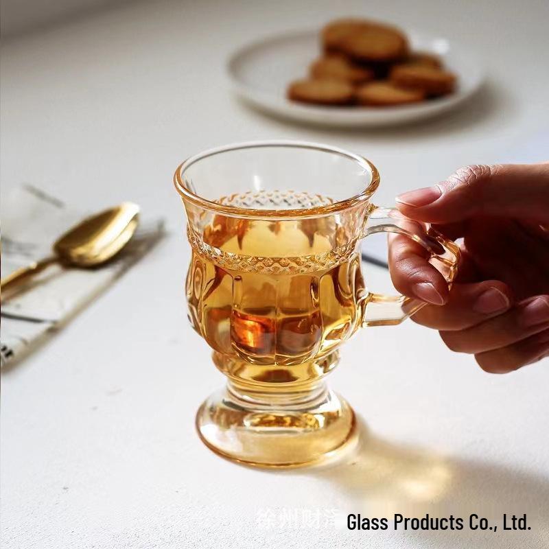 Amber High-Footed European Retro Glass Cup - Souvenir Coffee & Wine Cup