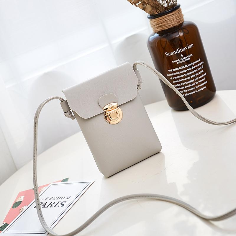 A Solid Color Lock Shoulder Mobile Phone Bag, Summer and Autumn New Crossbody Change Bag.