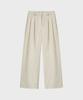 NOIRER FOR WOMAN Cotton Double-Pleated Loose-Fit Slacks (Buttercream)