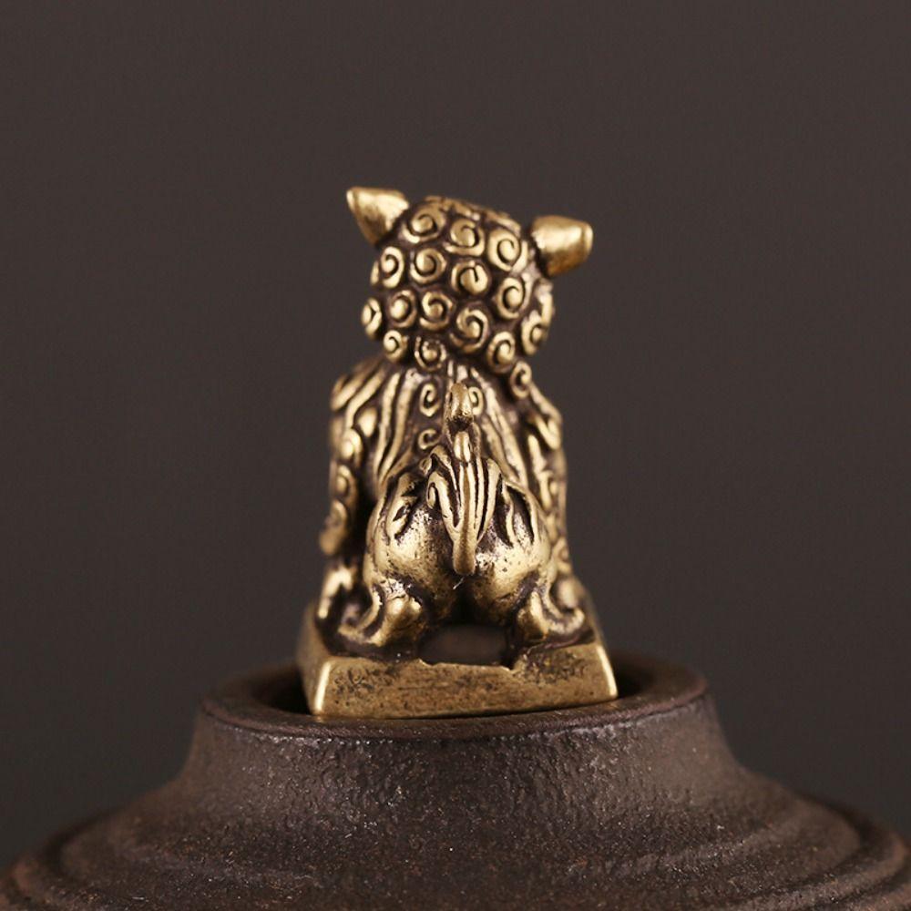 Tea Pet Desktop Ornament Handmade Feng Shui Decoration Brass Crafts Lion Seal Lion Figurines Lion Ornaments Keychain Pendant