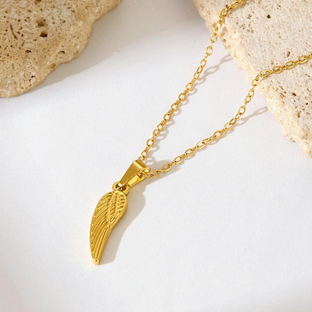 Feather Wing Necklace: European-American Niche Design, Geometric Bow Clavicle Chain