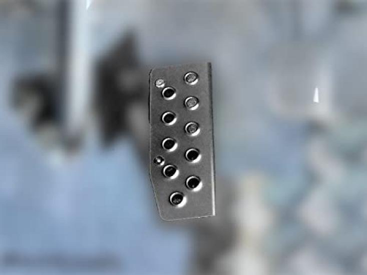 Beatrush Aluminum Footrest for Suzuki Alto Works HA36S Manual Driver's [Black] (5-speed Transmission) [S48504DRK]