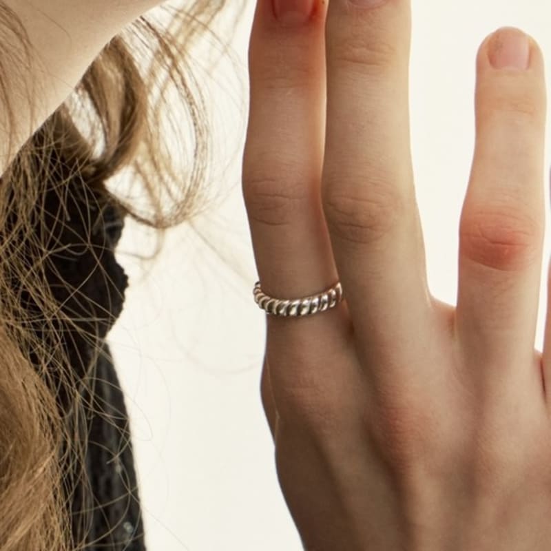 BEFORE MOONRISE Vine Twist Ring SILVER SR306S