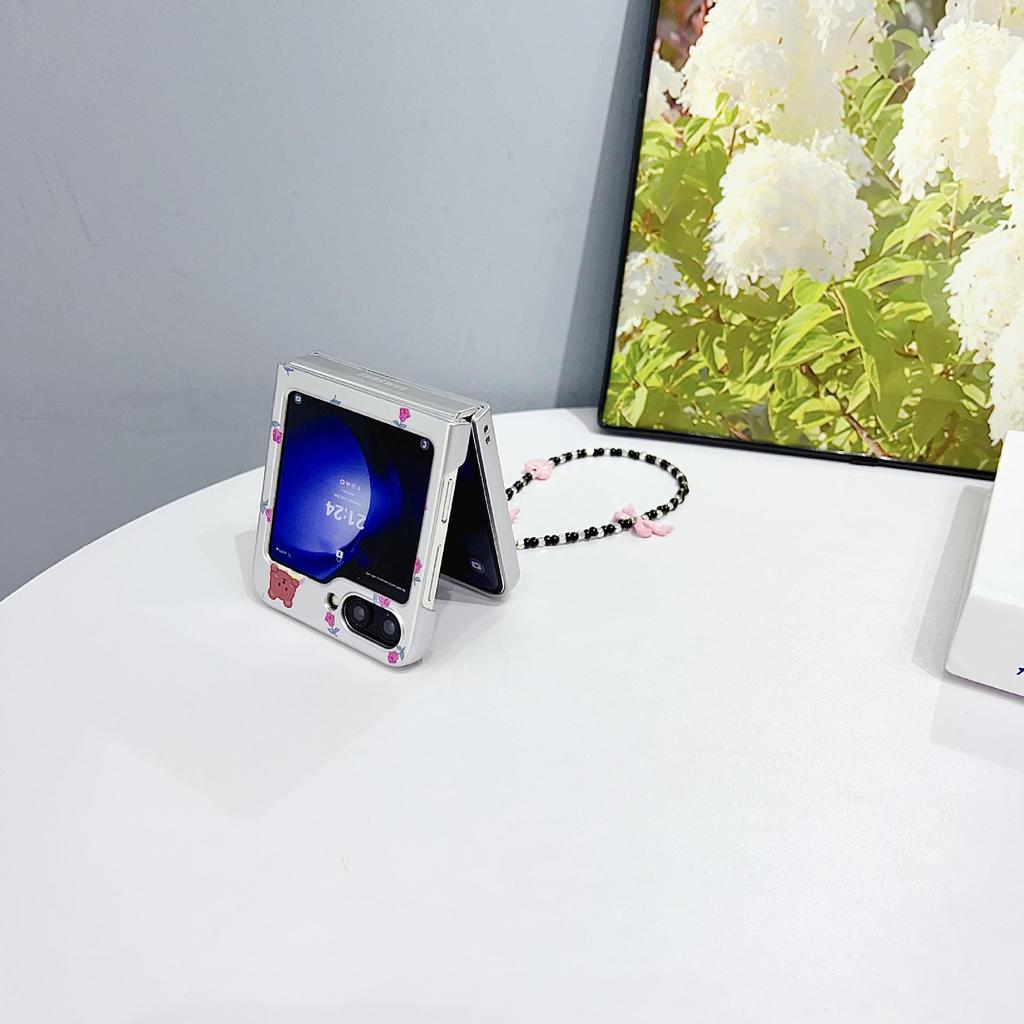 Electroplated Protective Case for Samsung Galaxy Z Flip7/6/5 - Compatible with Japanese & Korean Cartoons