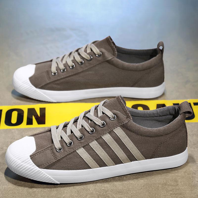 New Mens Canvas Shoes Lightweight Breathable Versatile Casual Shoes Mens Low Top Flat Sports Shoes Man Designer Sneakers Men