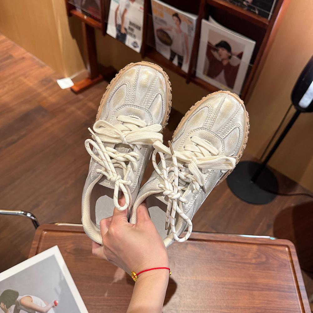 Blue Cabinet, Inner Height-increasing Moral Training Shoes for Women, Small People, Thick-soled and Versatile Forrest Gump Casual Sports Shoes, Autumn