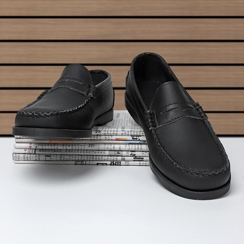 Hand-stitching Leather Men Casual Shoes Soft-Soled Mens Loafers Ultra-light Moccasins Breathable Light Soft Man Driving Footwear